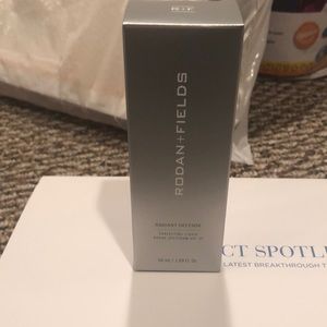 Rodan & Fields Perfecting Liquid Makeup